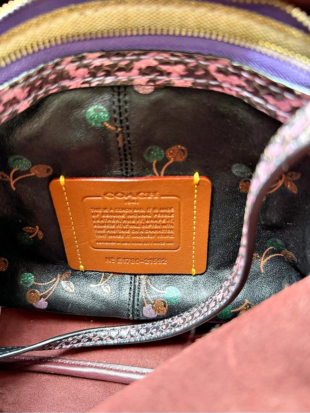 Coach Purple Bandit Hobo - Picture 2 of 6